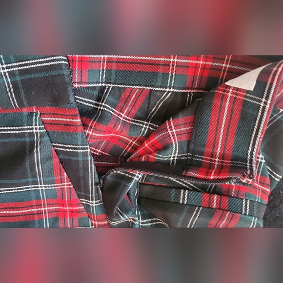 Plaid High Rise Skinny Ankle Pants by GAP NWOT holiday sz12 - Picture 3 of 8